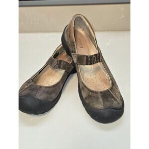 Keen Mary Jane Brown Suede Leather Strap Women's Size 8 Casual Walking Shoe